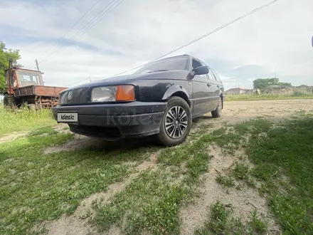 Volkswagen Passat 1990 года за 1 500 000 тг. в Семей