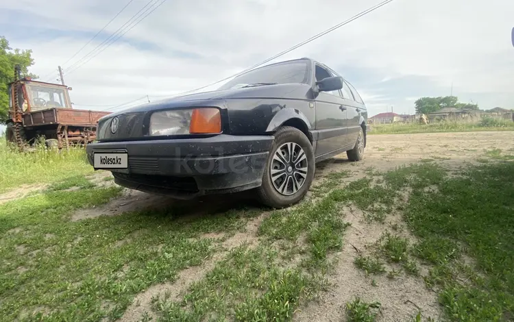 Volkswagen Passat 1990 годаүшін1 500 000 тг. в Семей