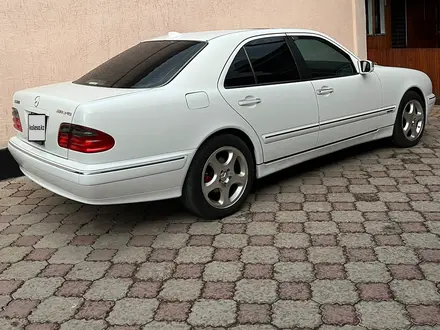 Mercedes-Benz E 320 2001 года за 7 000 000 тг. в Тараз – фото 6