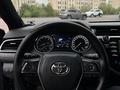 Toyota Camry 2018 года за 14 700 000 тг. в Алматы – фото 14