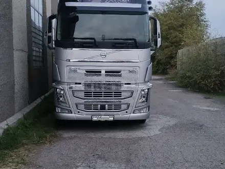 Volvo  FH 2018 года за 40 000 000 тг. в Тараз – фото 6