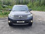 Toyota Highlander 2011 годаfor12 500 000 тг. в Риддер