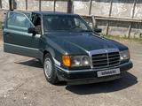 Mercedes-Benz E 260 1991 годаfor1 750 000 тг. в Петропавловск