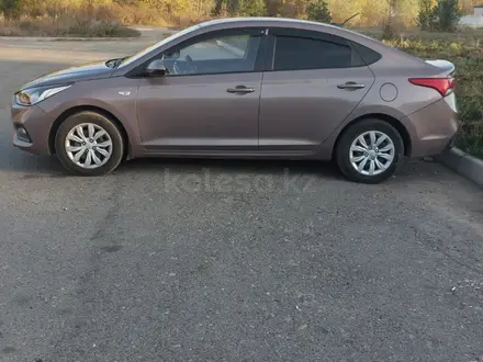 Hyundai Accent 2020 года за 8 400 000 тг. в Усть-Каменогорск