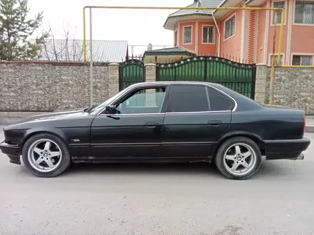 BMW 525 1990 года за 800 000 тг. в Кызылорда – фото 4
