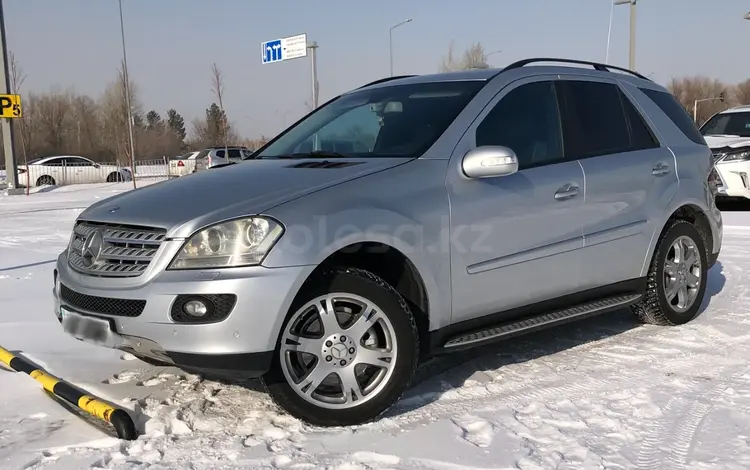 Mercedes-Benz ML 320 2007 годаfor7 500 000 тг. в Астана