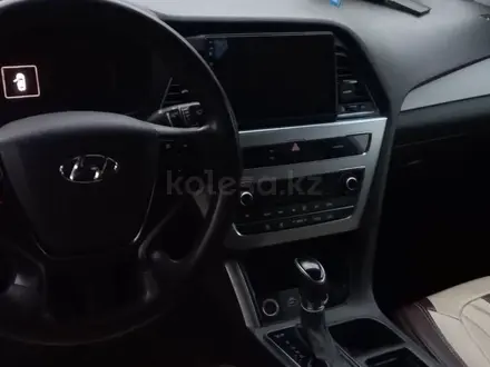 Hyundai Sonata 2016 года за 5 800 000 тг. в Караганда – фото 11