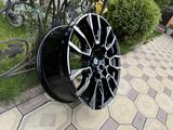 Оригинальные диски R21 на BMW X5 (G05), BMW X6 (G06), BMW X7 (G07) БМВ за 930 000 тг. в Алматы – фото 2