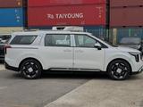Kia Carnival Luxe 2025 года за 25 800 000 тг. в Алматы – фото 3