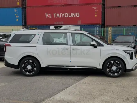 Kia Carnival Luxe 2025 года за 25 800 000 тг. в Алматы – фото 3