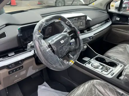 Kia Carnival Luxe 2025 года за 25 800 000 тг. в Алматы – фото 6
