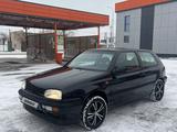 Volkswagen Golf 1992 года за 1 900 000 тг. в Атырау – фото 2