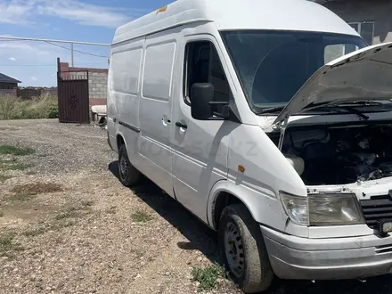 Mercedes-Benz Sprinter 1999 года за 4 200 000 тг. в Алматы – фото 3