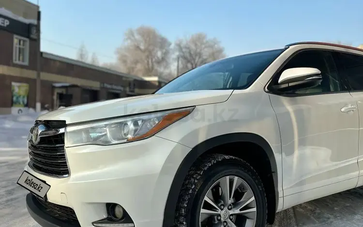 Toyota Highlander 2015 года за 15 500 000 тг. в Караганда