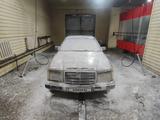 Mercedes-Benz E 200 1992 годаfor1 400 000 тг. в Риддер – фото 4