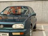 Volkswagen Golf 1996 годаfor2 150 000 тг. в Астана – фото 3