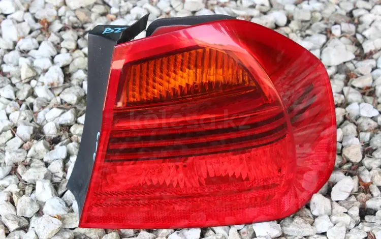 Оригинальный Фонарь задний правый (стоп) на BMW 3-series e90 за 25 000 тг. в Караганда
