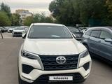 Toyota Fortuner 2022 годаүшін18 500 000 тг. в Караганда – фото 4