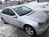 Mercedes-Benz C 200 2001 года за 3 200 000 тг. в Алматы – фото 3