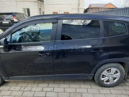 Chevrolet Orlando 2014 года за 3 700 000 тг. в Атырау – фото 3