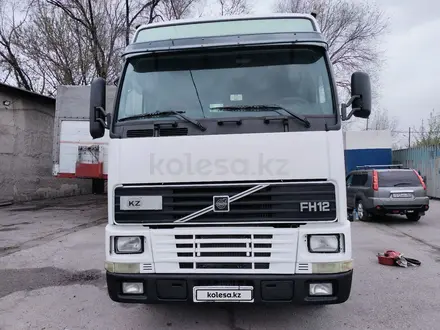 Volvo  FH 2001 года за 15 000 000 тг. в Алматы – фото 2