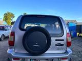 Chevrolet Niva 2006 года за 1 800 000 тг. в Макинск – фото 3