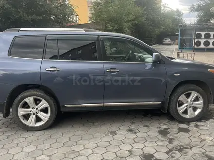 Toyota Highlander 2011 года за 12 500 000 тг. в Семей – фото 4