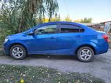 Chevrolet Aveo 2014 года за 3 650 000 тг. в Семей – фото 2