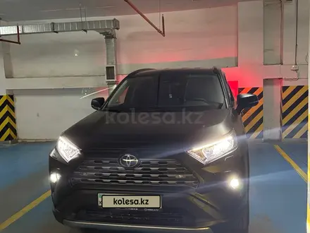 Toyota RAV4 2025 года за 19 500 000 тг. в Астана – фото 4
