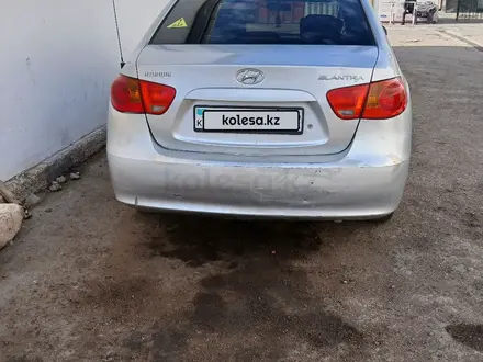 Hyundai Elantra 2007 года за 2 600 000 тг. в Актау – фото 2