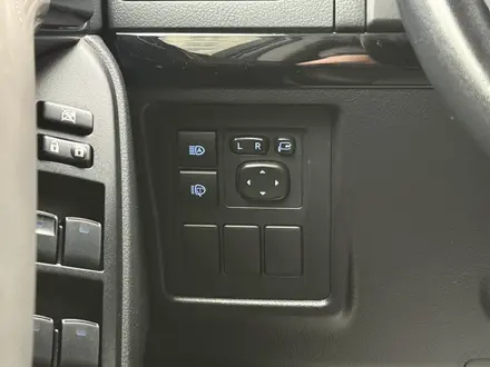 Toyota Land Cruiser Prado 2021 года за 23 500 000 тг. в Актобе – фото 28