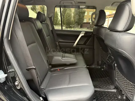 Toyota Land Cruiser Prado 2021 года за 23 500 000 тг. в Актобе – фото 33