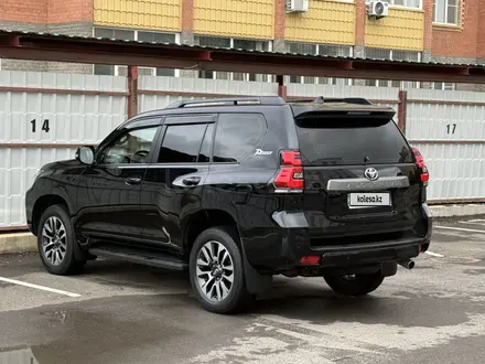 Toyota Land Cruiser Prado 2021 года за 23 500 000 тг. в Актобе – фото 3