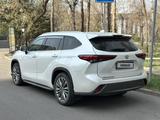 Toyota Highlander 2020 года за 26 500 000 тг. в Алматы – фото 4