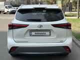 Toyota Highlander 2020 года за 26 500 000 тг. в Алматы – фото 5