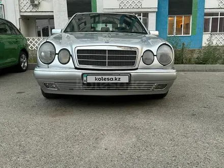 Mercedes-Benz E 280 1996 года за 2 000 000 тг. в Алматы – фото 2