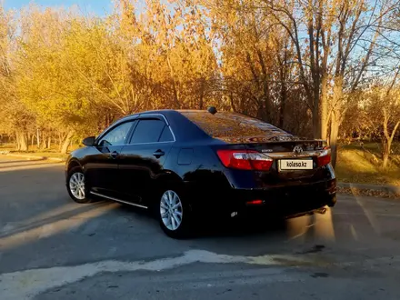 Toyota Camry 2012 года за 8 700 000 тг. в Актобе – фото 4