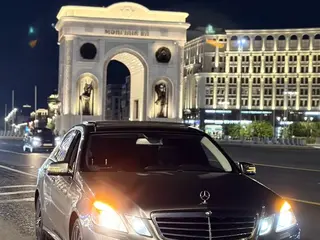 Mercedes-Benz E 300