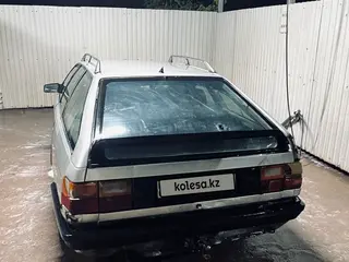 Audi 100, 1990