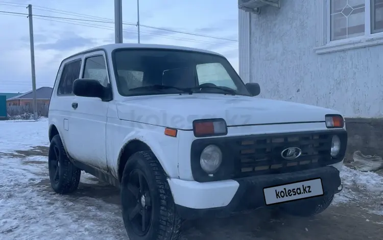 ВАЗ (Lada) Lada 2121 2017 годаfor2 500 000 тг. в Атырау