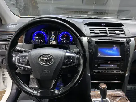 Toyota Camry 2017 годаүшін11 000 000 тг. в Астана – фото 16
