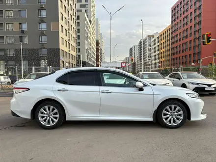 Toyota Camry Prestige 2021 года за 12 300 000 тг. в Астана – фото 17