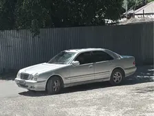 Mercedes-Benz E-Class, 2002