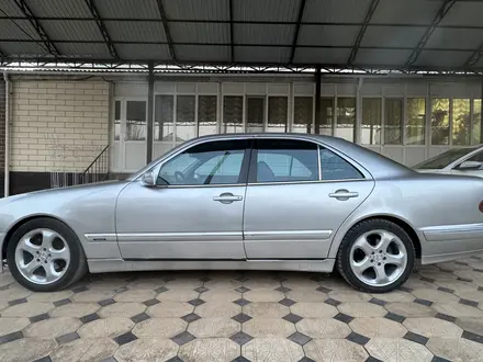 Mercedes-Benz E 320 2000 года за 5 300 000 тг. в Шымкент – фото 7