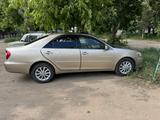 Toyota Camry 2002 годаүшін4 700 000 тг. в Караганда – фото 5