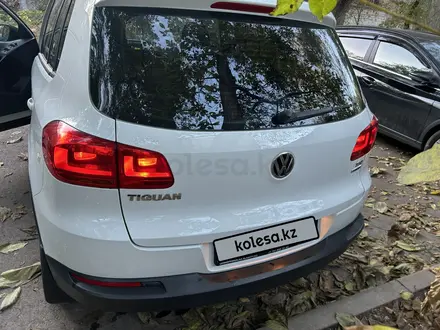 Volkswagen Tiguan 2014 года за 6 600 000 тг. в Алматы – фото 9