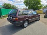 Volkswagen Passat 1993 годаүшін850 000 тг. в Уральск – фото 3