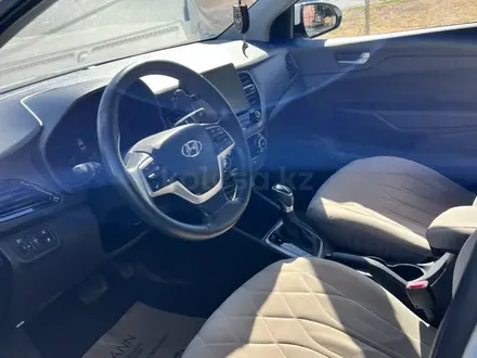 Hyundai Accent 2020 года за 8 000 000 тг. в Атырау – фото 8