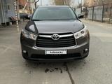 Toyota Highlander 2016 года за 14 000 000 тг. в Атырау