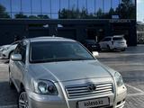 Toyota Avensis 2005 года за 4 900 000 тг. в Тараз – фото 2